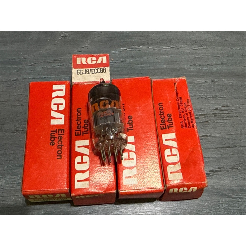 6DJ8/ECC88 Gt Britain RCA Vacuum Tube